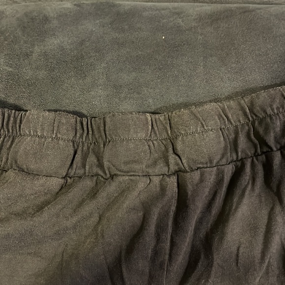 Soft Shorts - Picture 3 of 4